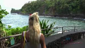 You take Bella to the botanical garden, and she sucks your cock a bit.